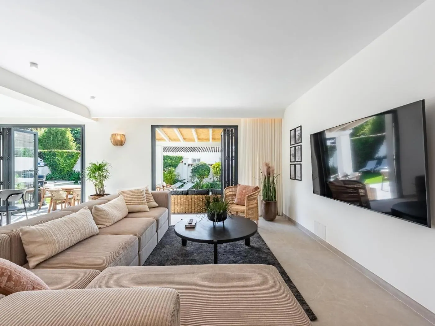 מארבלה Villa El Jardin Escondido ספרד