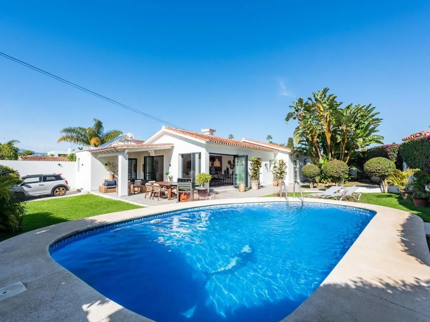 מארבלה Villa El Jardin Escondido